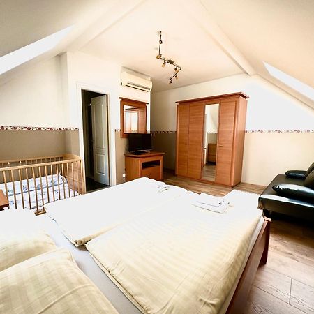 Privat Adriana Appartement Kremnica Buitenkant foto